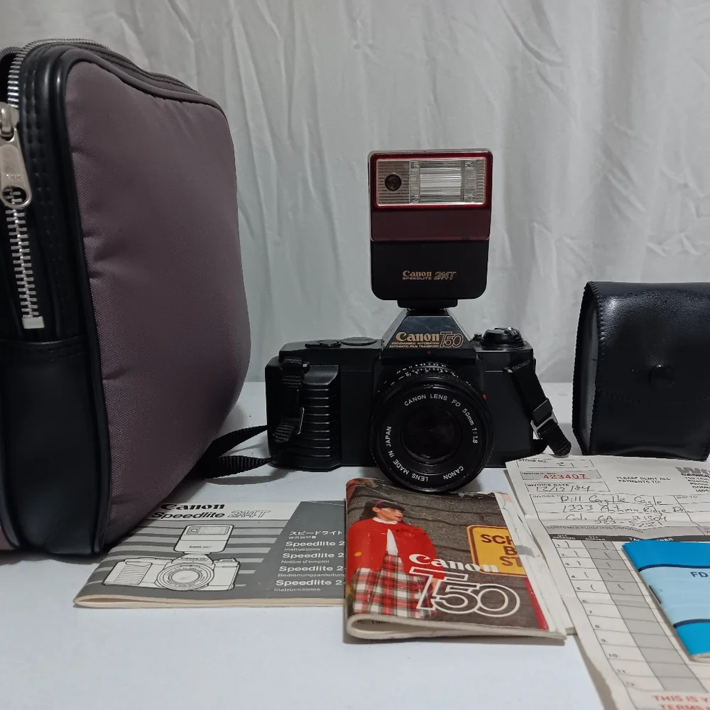 Vintage Canon T50 50mm Film Camera with 28-80mm Zoom Lens & Case 📷 SLR Manual